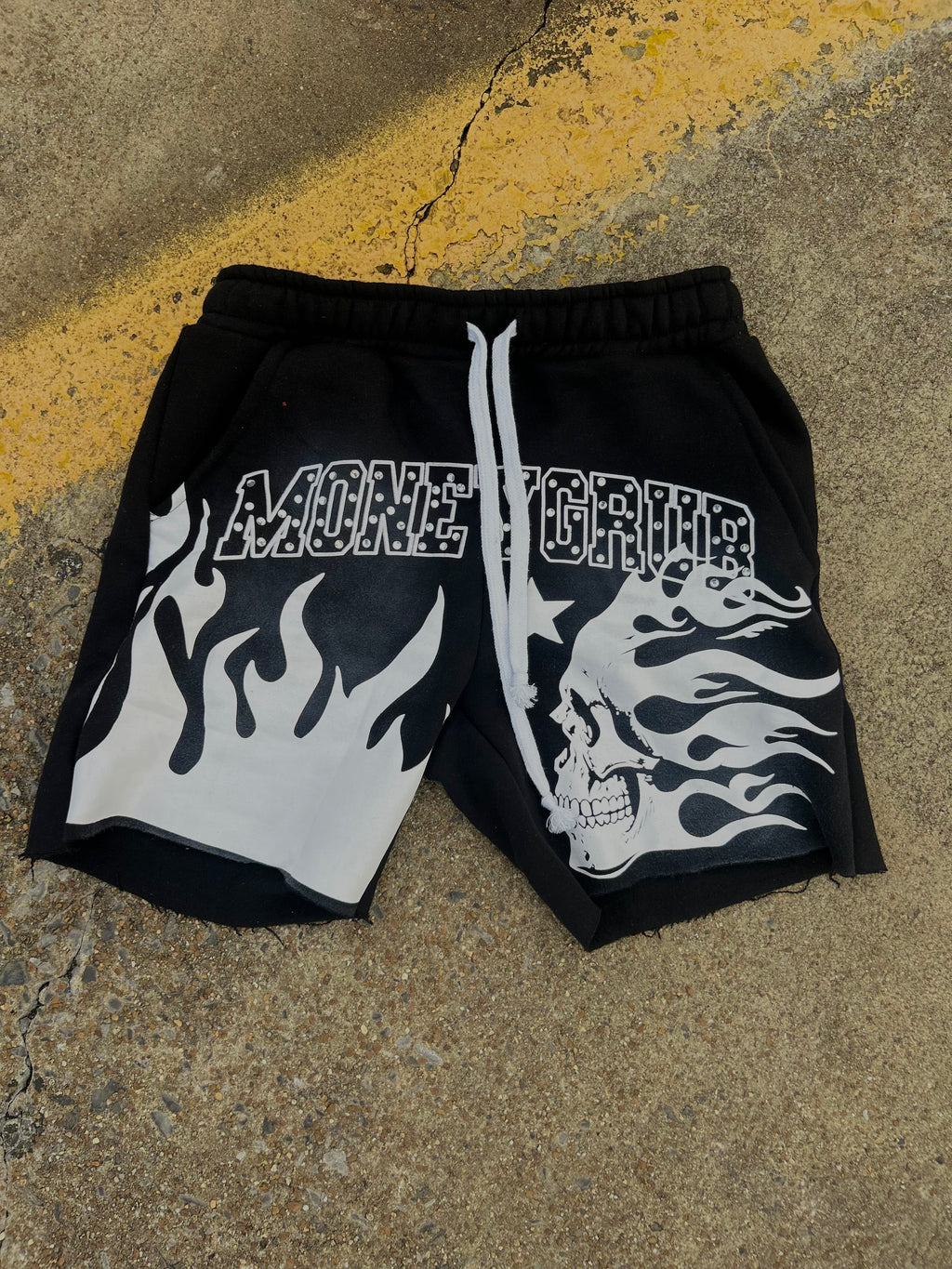 “MONEYGRUB” DIMAND SHORTS